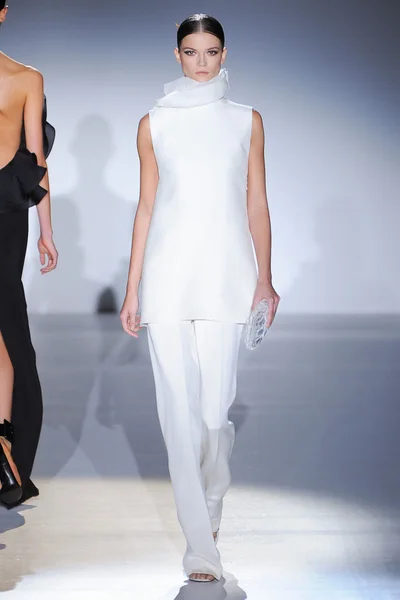 Look 42